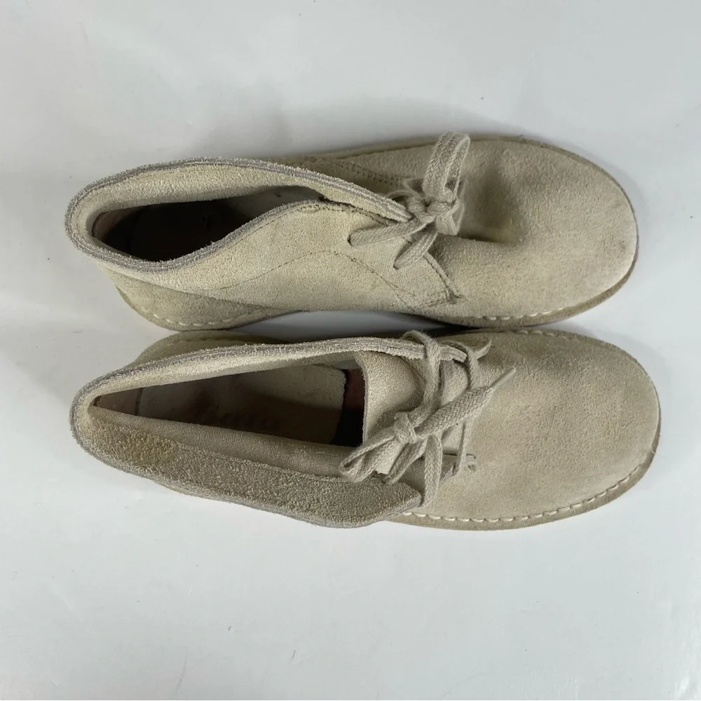 Bata‎ Suede Chukka Boots Size 6